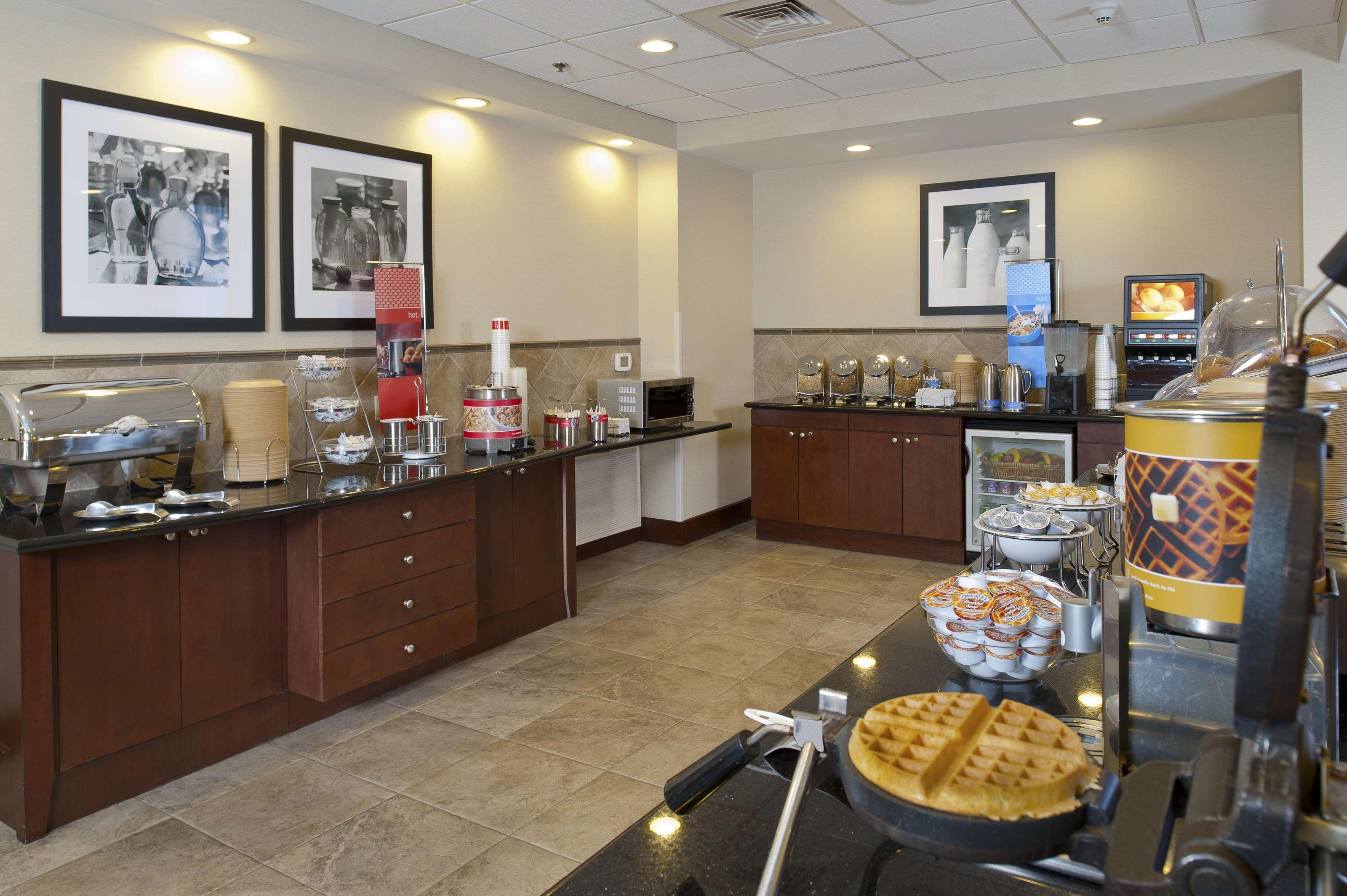 Hampton Inn & Suites Прескот Вали Екстериор снимка